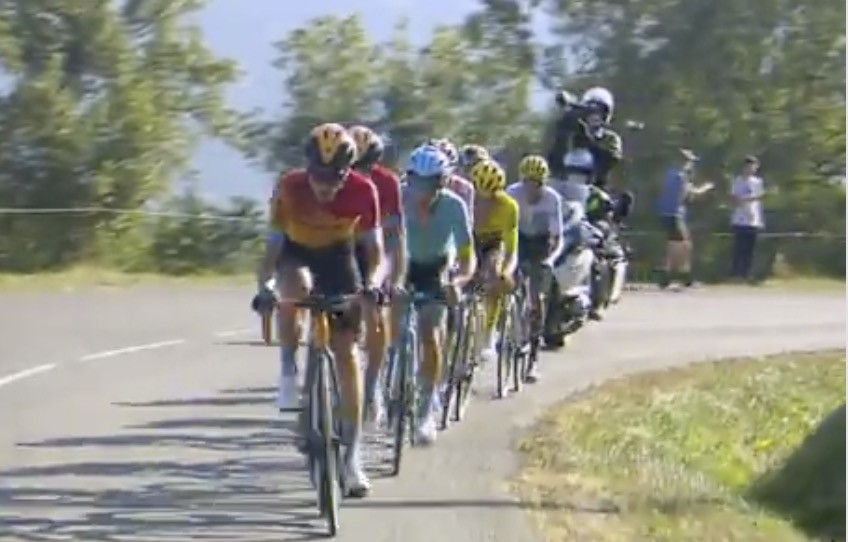 Kwiatkoski, Carapaz, Ineos, Landa eta Bahrein, eguneko garaileak