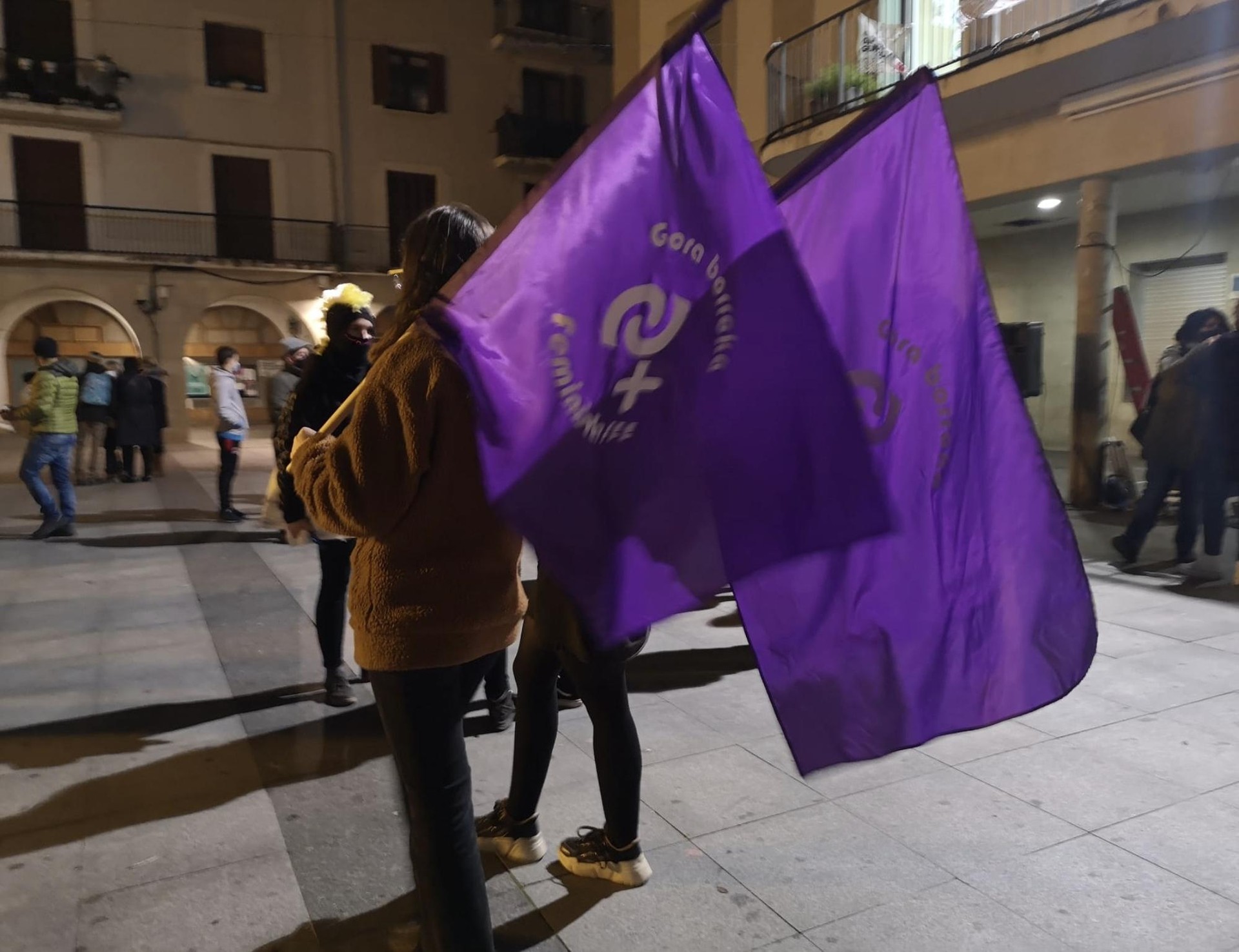 Egun osoko egitaraua azaroaren 25eko aldarrikapenak kalera ateratzeko