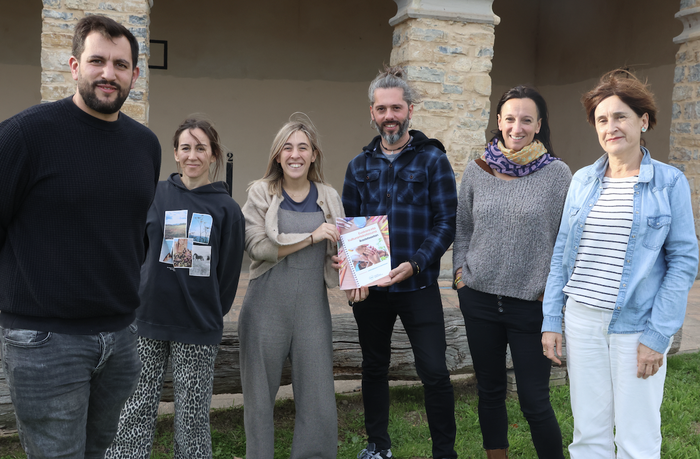 Euskara eta  kulturartekotasuna izeneko proiektua bultzatzen ari dira hezkuntza komunitateko eragileak