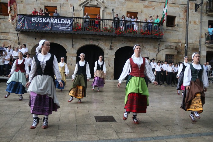 Mairuaren Alardea egin dute Antzuolan - 95