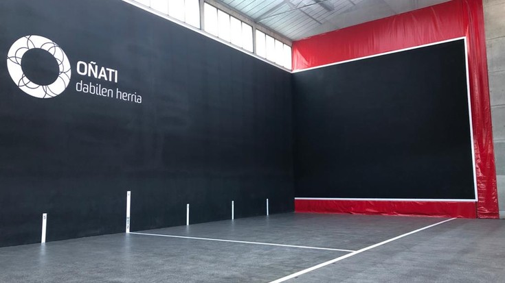 Bihar jarriko dira salgai pilotari profesionalen partidak ikusteko sarrerak