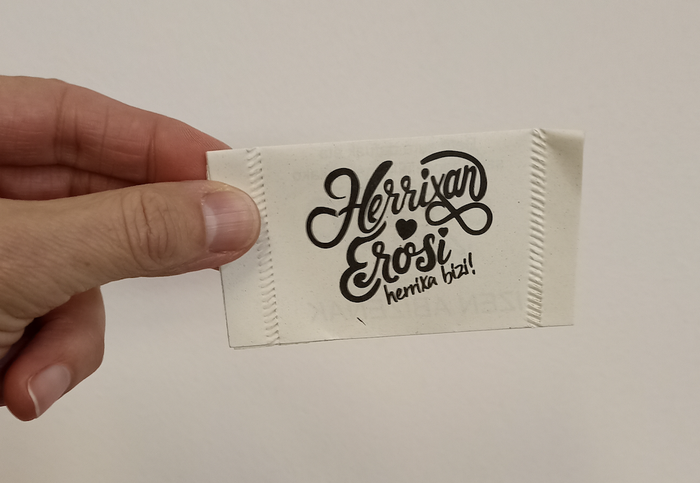 'Herrixan erosi, herrixa bizi' kanpaina, bihartik aurrera martxan