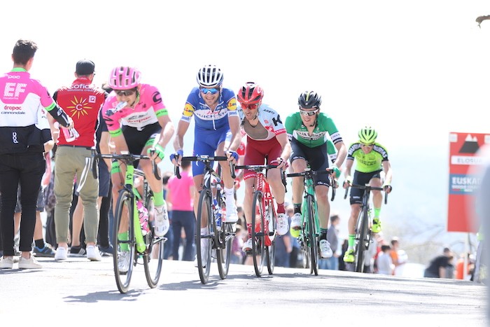 Euskal Herriko Itzulia bertan behera utzi dute