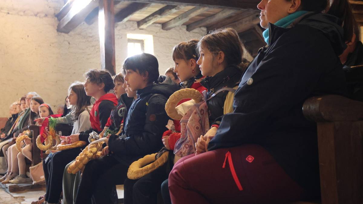 Jakiak bedeinkatu dituzte Basalden San Blasen omenez