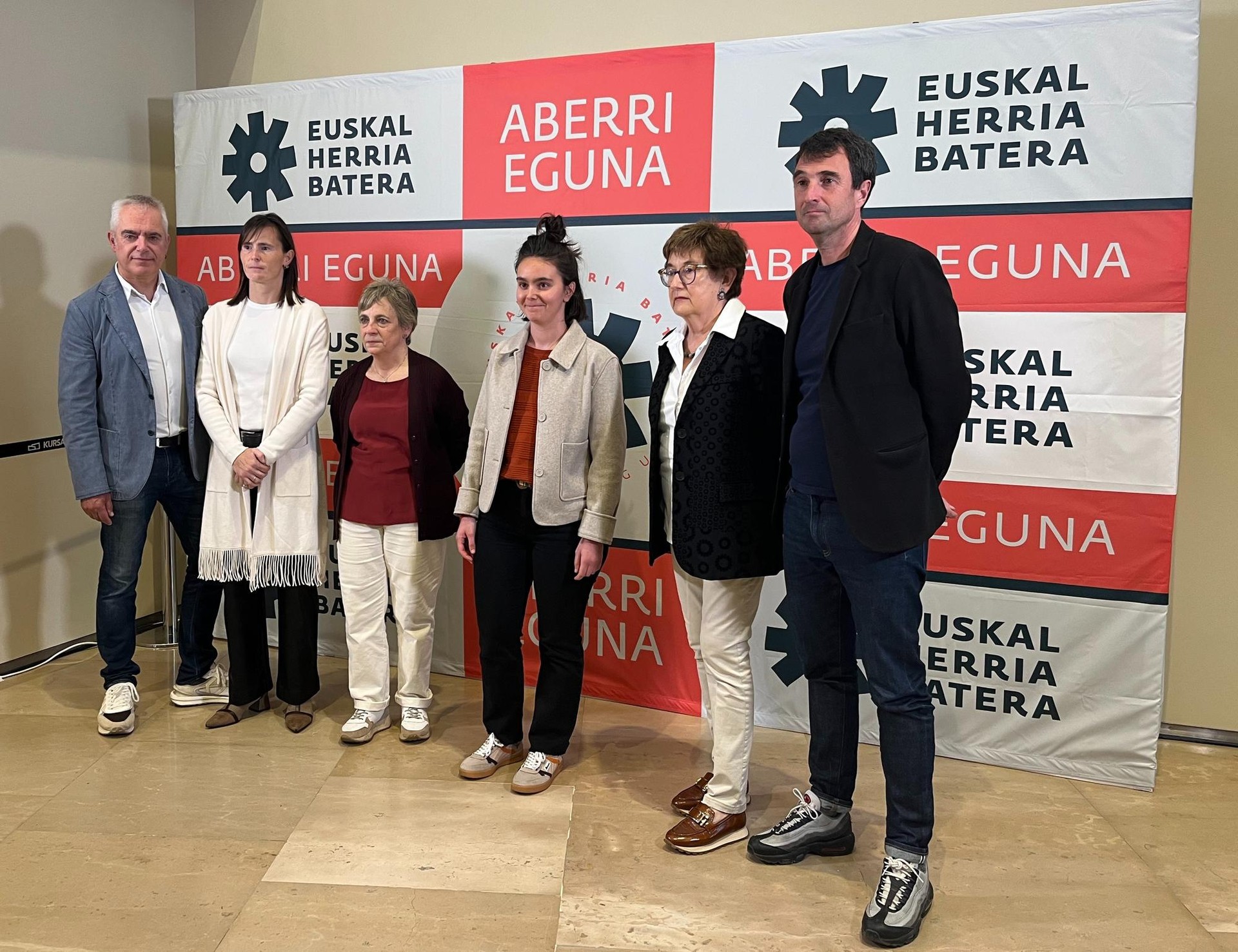 Aberri Eguneko ekitaldi bateratua ospatu dute Donostian