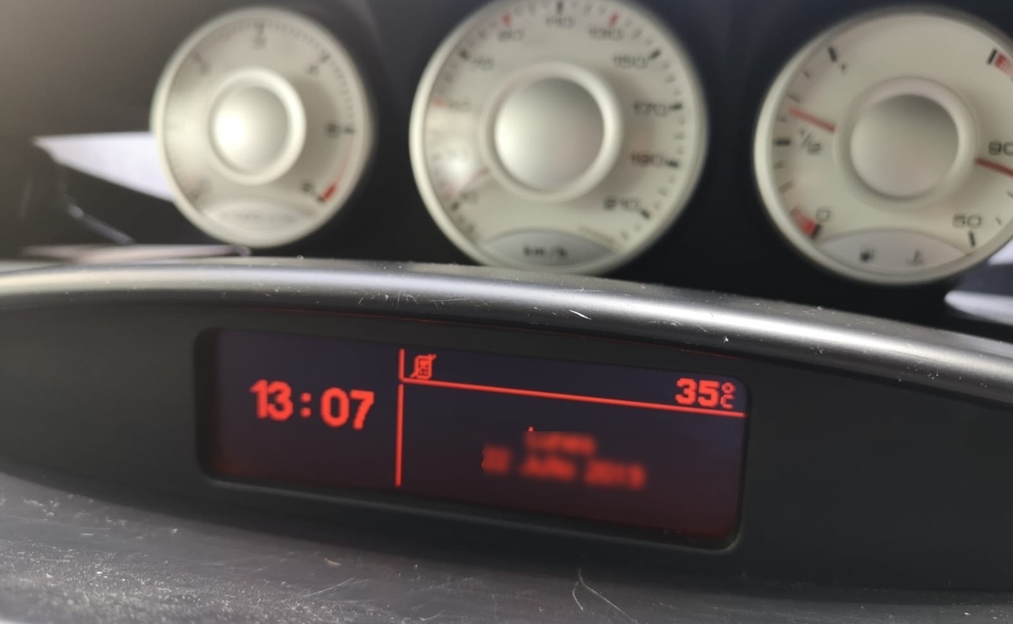 Abisu horia gaur eta alerta laranja bihar eta etzi, tenperatura altuengatik