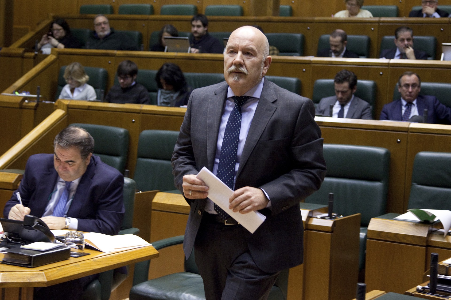 Iñigo Iturrate eta Ana Oregik Kataluniako prozesuan espetxeratutako buruzagiak bisitatuko dituzte, eta aske uztea eskatuko dute