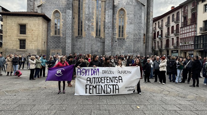 Indarkeria matxistari aurre egiteko baliabideak sanjuanetan, Emakume Txokoaren eskutik