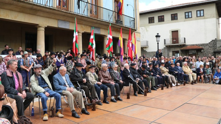 Boluntarioak behar dituzte apirilaren 24ko Intxortako borrokaldien errekreazioan parte hartzeko