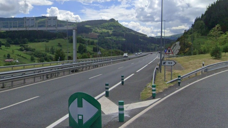 AP-1 autobidea zabaldu dute berriro