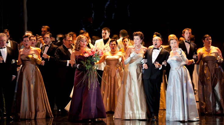 'La Traviata' operarako sarrera bikoitzak, Ibai-arteren eskutik