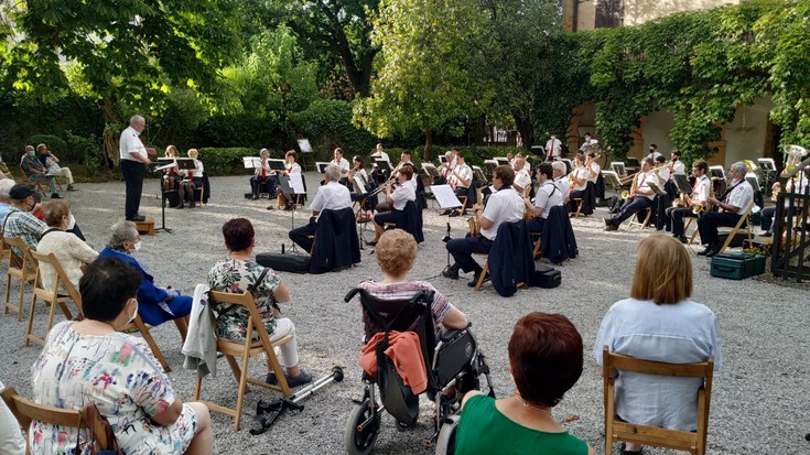 Oñatiko musika bandaren doinuak, pandemiako itzulera kontzertuan