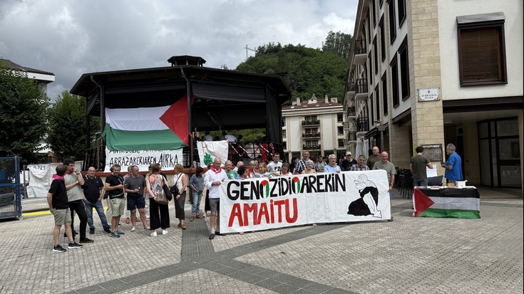 Genozidioaren eta gerraren aurka mobilizatzera deitu dituzte herritarrak eguenerako