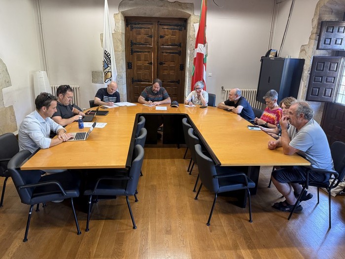 Untzillako errepidearen proiektuan aldaketak egiteari oniritzia eman diote