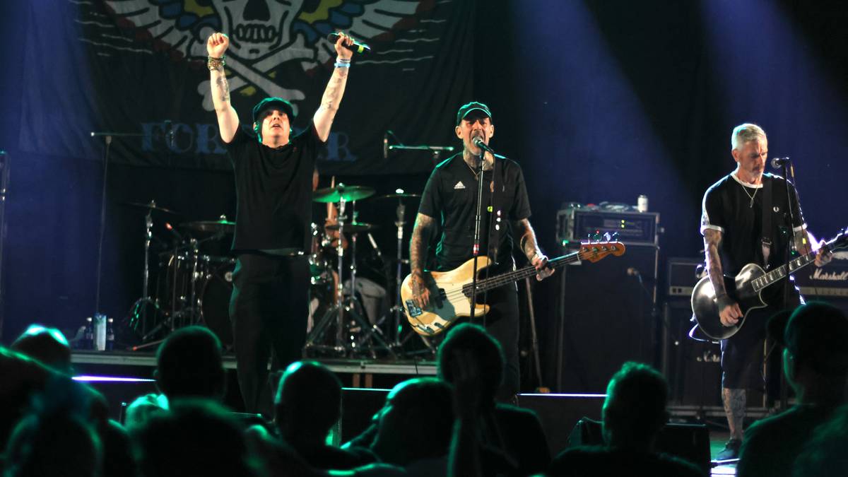 Bostongo Street Dogs zuzenean, Mondra&Roll jaialdiaren barruan