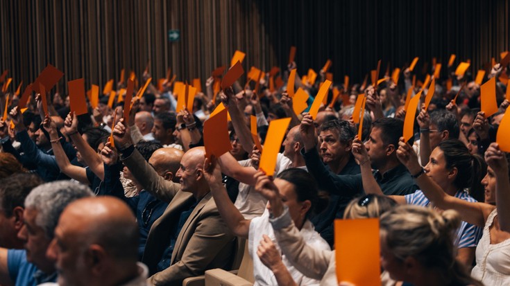 Kooperatibarena, mundu hobea eraikitzen duen enpresa eredua