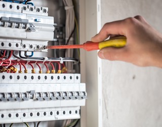 Elektrikaria kontratatzeko lan-eskaintza zabalik dago