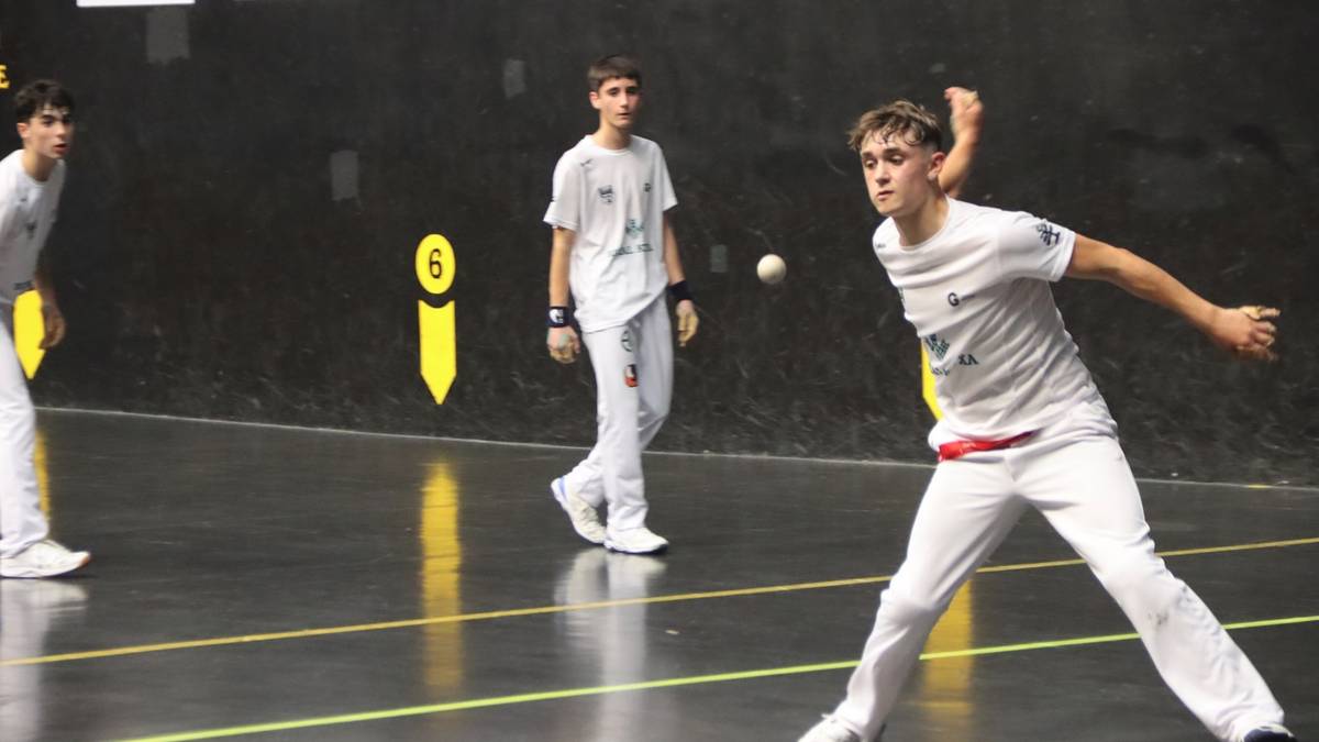 Hainbat pilota partida izango dira asteburuan Bergarako udal pilotalekuan