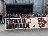 Ernaik elkarretaratzeak egin ditu, Arrasaten eta Bergaran, etxebizitzaren arazoa salatzeko