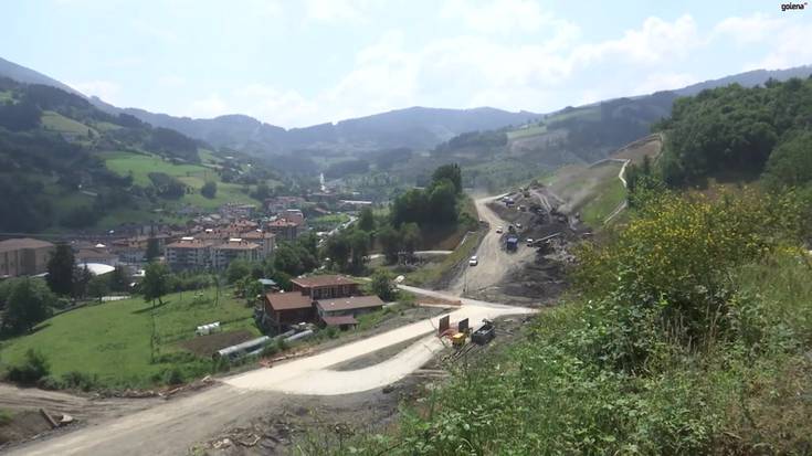 Autobideko lanen eraginez 12:30ean trafikoa etengo dute bihar