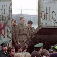 '30 aniversario de la caida del muro de Berlin' hitzaldia