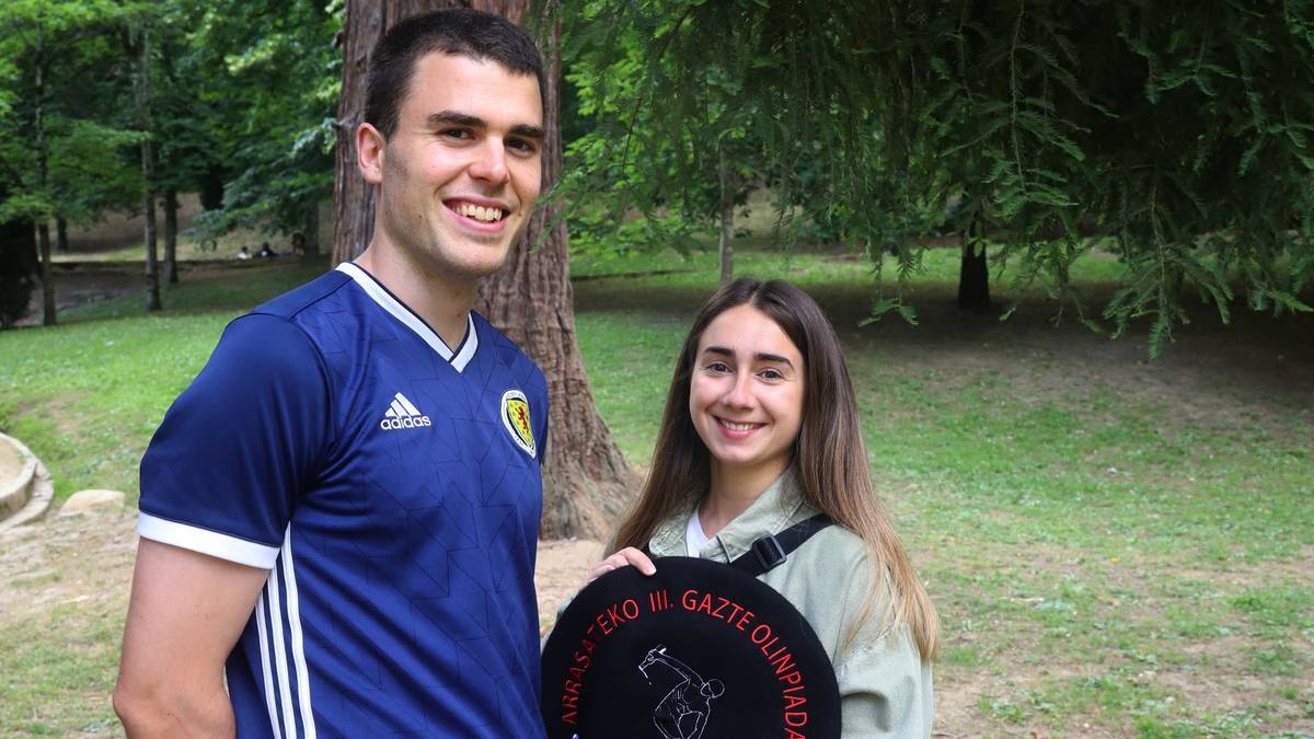 Joseba Ormaetxea eta Ainhoa Arana: "Herritar guztiak elkartzeko gai direla erakutsi dute Arrasateko Gazte Olinpiadek" - Arrasate | Goiena