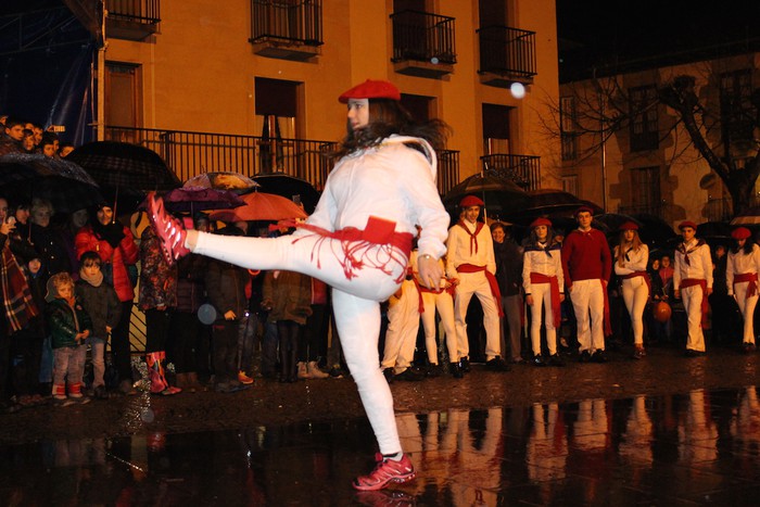 Euripean, baina bikain egin dituzte dantzak aurtengo kintoek - 27