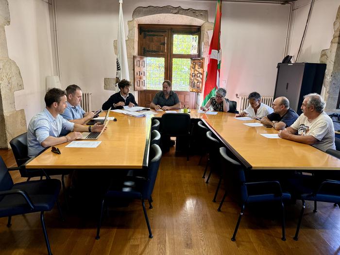 Aramaioko Udalak aho batez onartu du abuztuaren 8ko kalteengatik obren zerga salbuestea