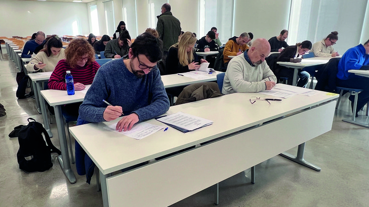 UNED-Bergara: mende erdia urrutiko hezkuntza ematen