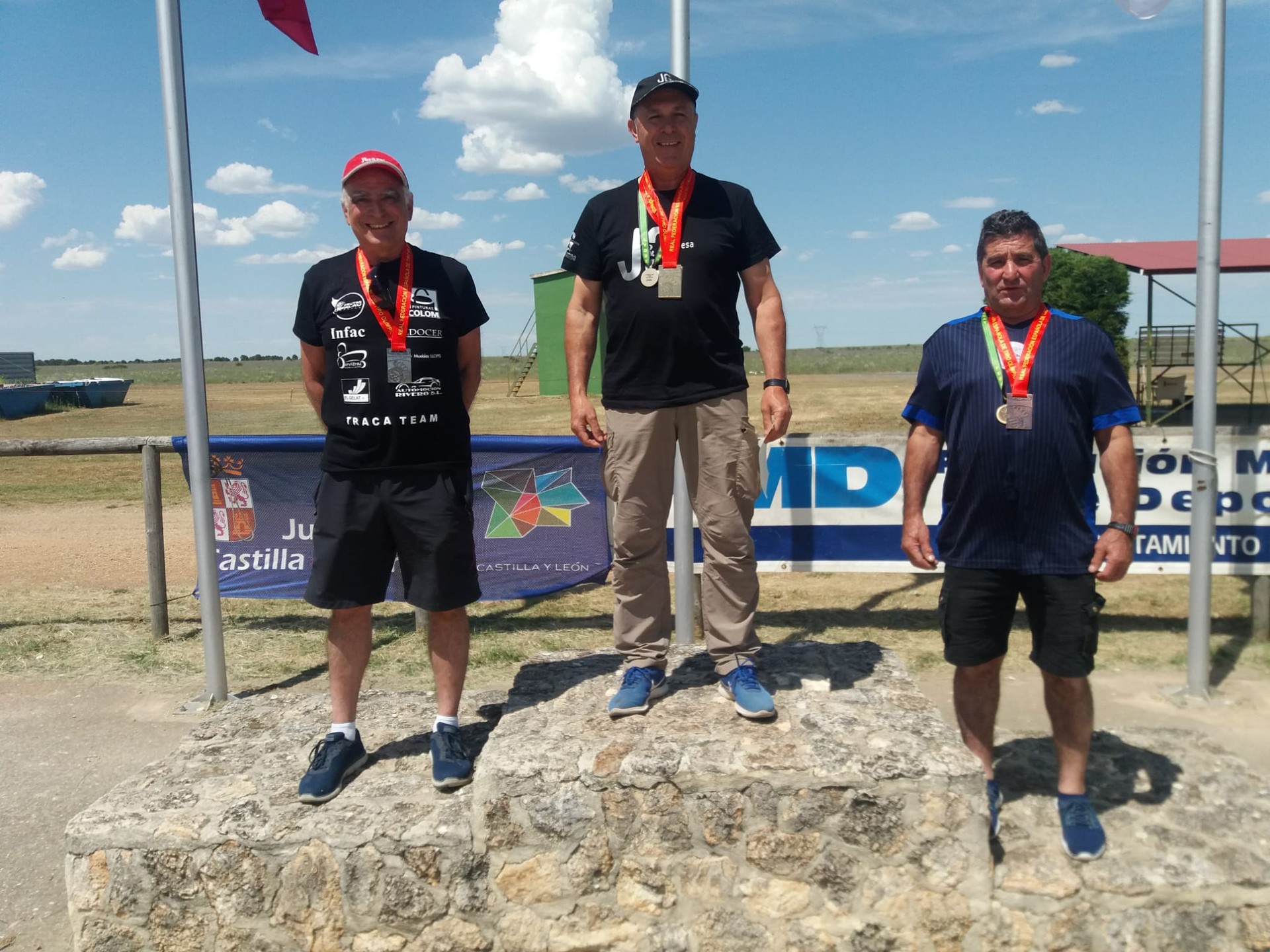 Enrique Ullibarriarana Espainiako txapelketako podiumera igo da, plater tiroketan