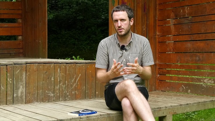 Jon Urzelai: "Ez da onuragarria kultura merkatu-terminoetan bakarrik ulertzea"