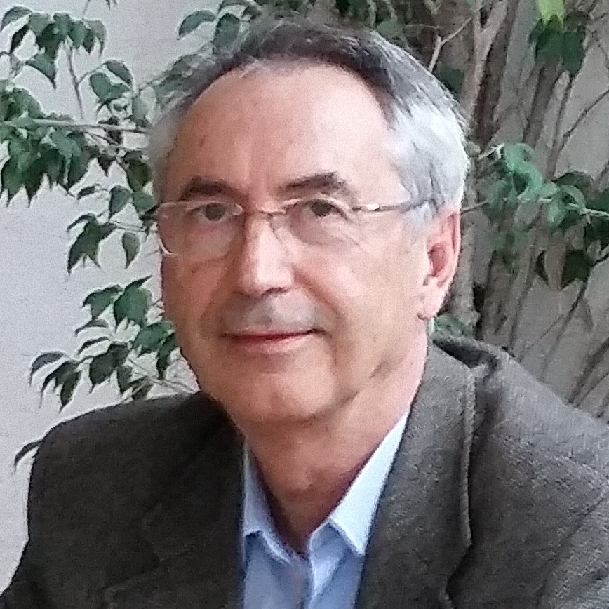 Joan Estevadeordal: "Arrasaten ibilbide laburretarako autoa hartzeko joera handiegia dago"