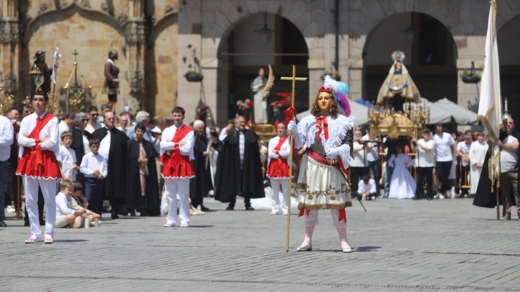 Corpus-prozesioko protagonistak pozik eta hunkituta agertu dira honek utzitakoarekin