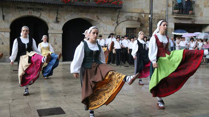 Kabalkadan parte hartuko du Oinarinek, Aiherran