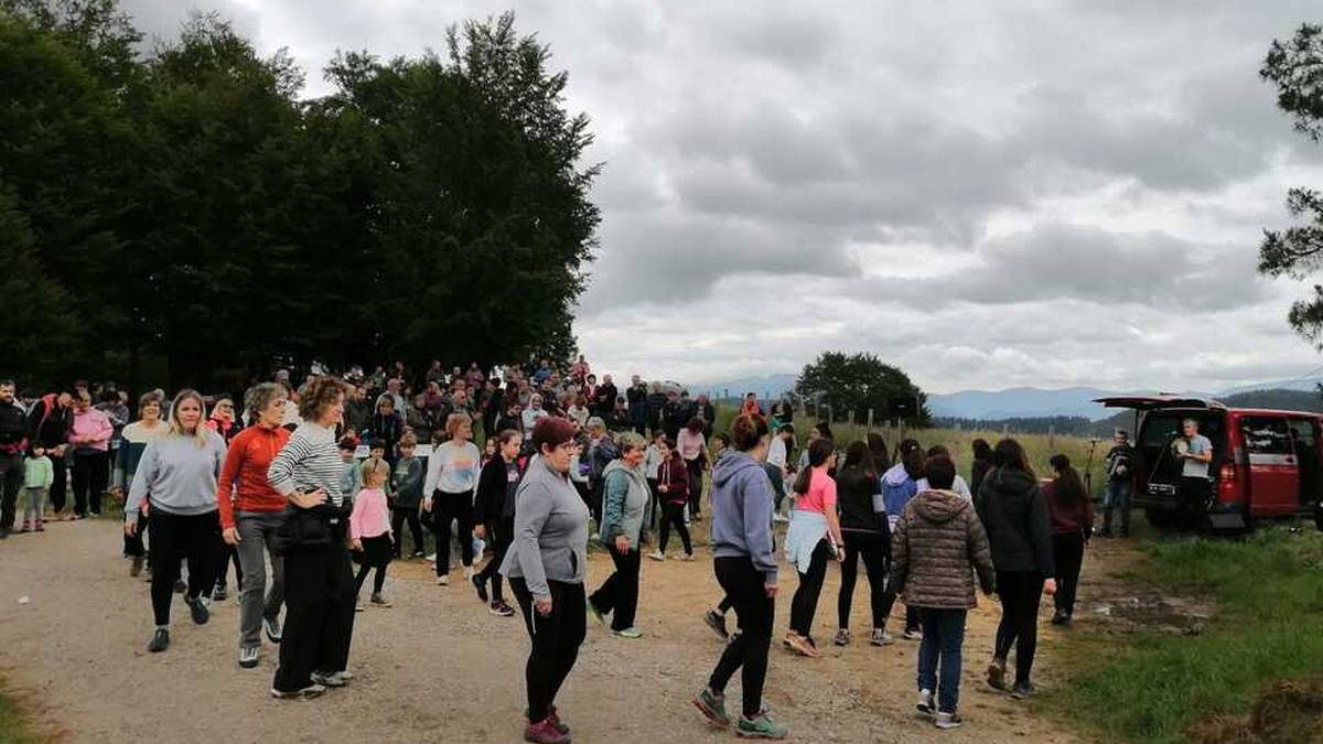 Aspaldiko jendetsuena izan da aurtengo Asentzio Eguna