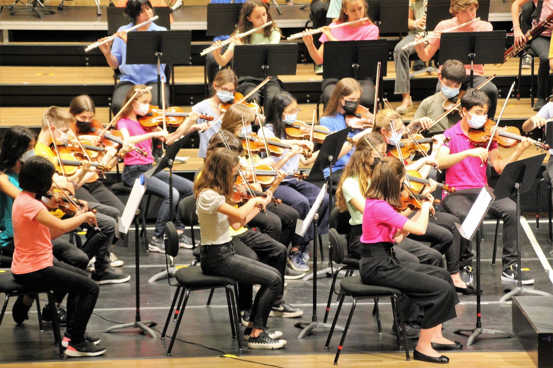 Debagoieneko musika ikasleak Euskadiko Ikasleen Orkestrarekin eta Orkestra txikiarekin izan dira