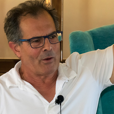 Yogari buruzko hitzaldia