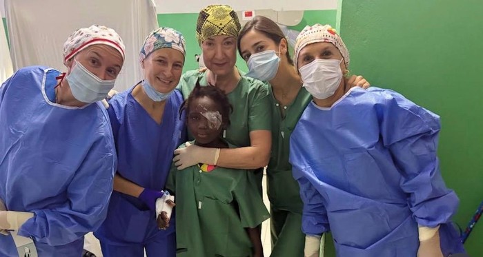 Begiak zabaltzen dituen proiektua: Bubaque Bissau, ikusmena itzultzeko ahalegina