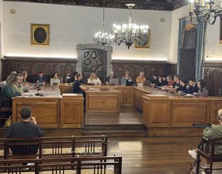 "Bizitza aske, seguru eta burujabeak eraikitzearen alde" azaldu da Arrasateko Udala