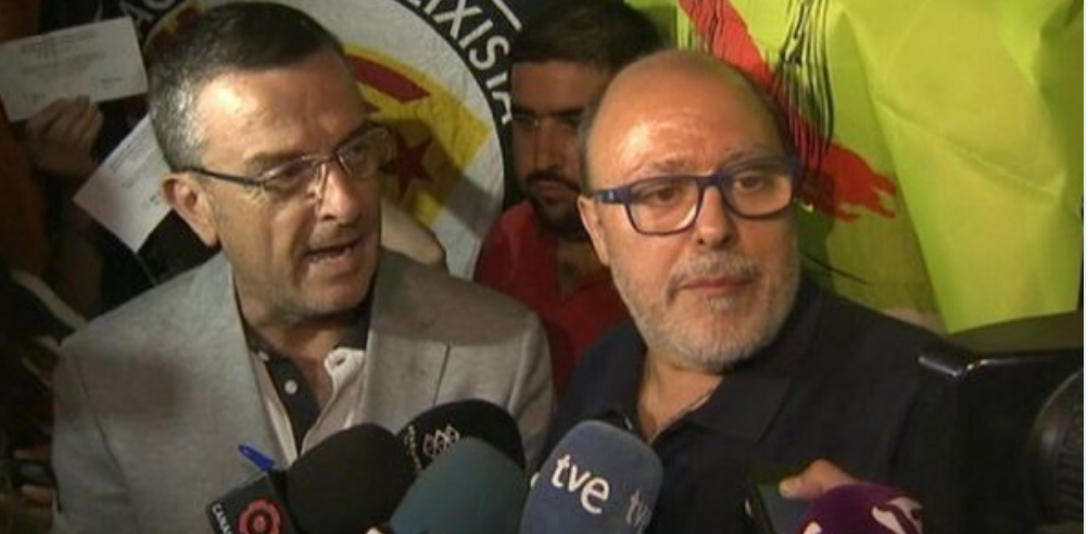 Francesc Fabregas: "Pilota lodiegi egiten laga da, eta ezin da jokatu"