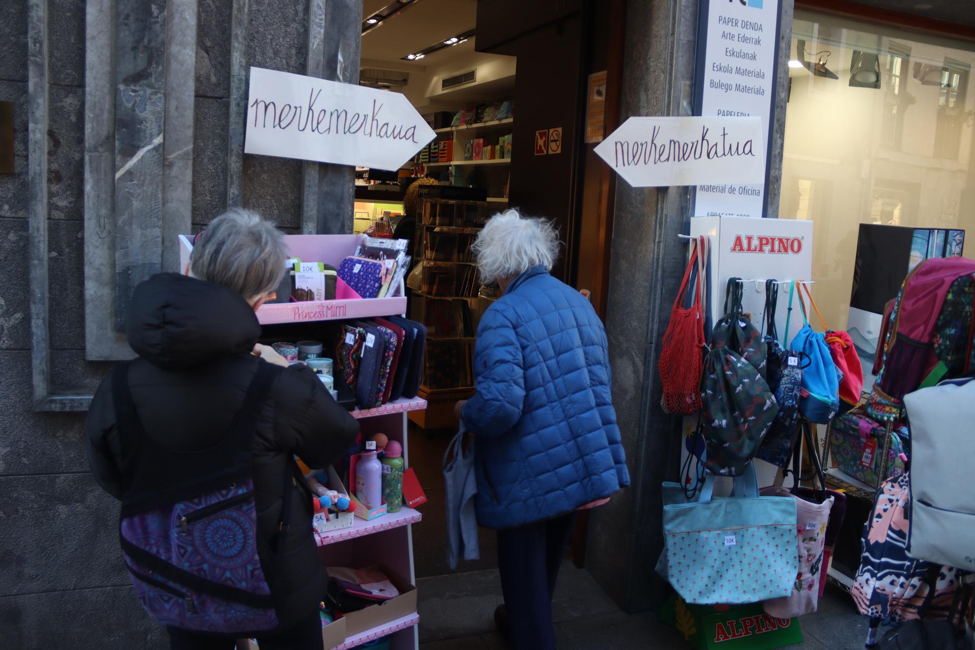Eguenetik zapatura egingo dute Merkemerkaua