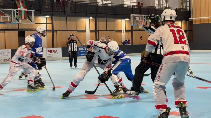 Puntuen faltan, esperientzia pilatzen dabil Burdinolaren gazte mailako taldea