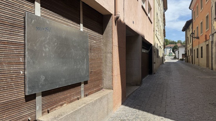 Adierazpen librerako hamaika panel kokatuko ditu Udalak herrian