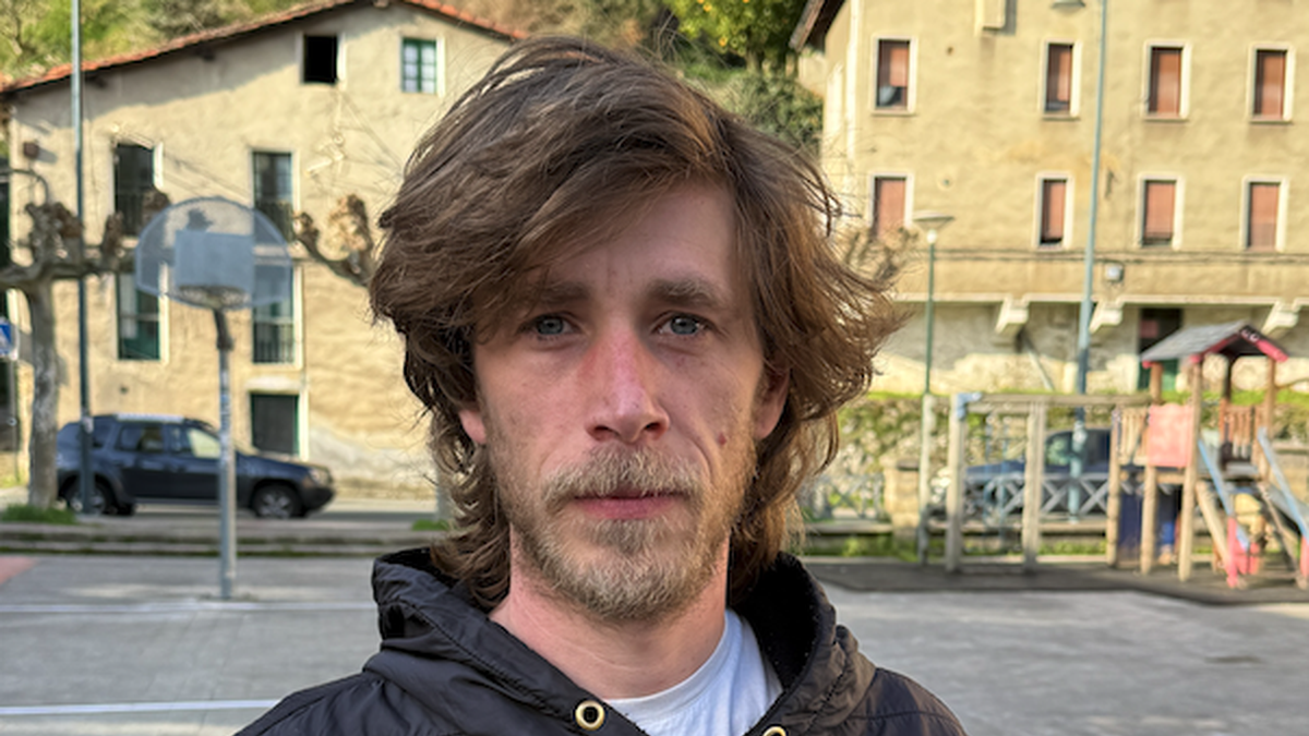 Timothee Habegger: "Neure buruari galdezka hasi nintzen: zergatik ez dugu euskarari buruz ezer ikasi?"