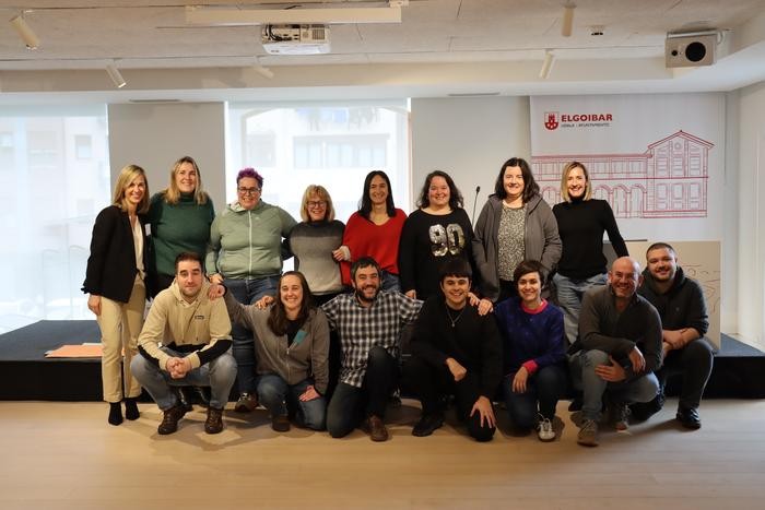 BARRENA komunikazio proiektua sortu da, Debabarreneko albisteen euskarazko hedabidea