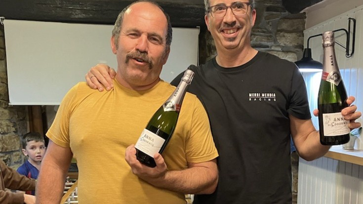 Gaizka Bolinaga eta Oxel Erostarbe garaile Ozkarbiko mahai-futbol txapelketan