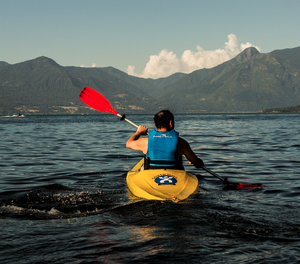 Urumea ibaian kayak-ean