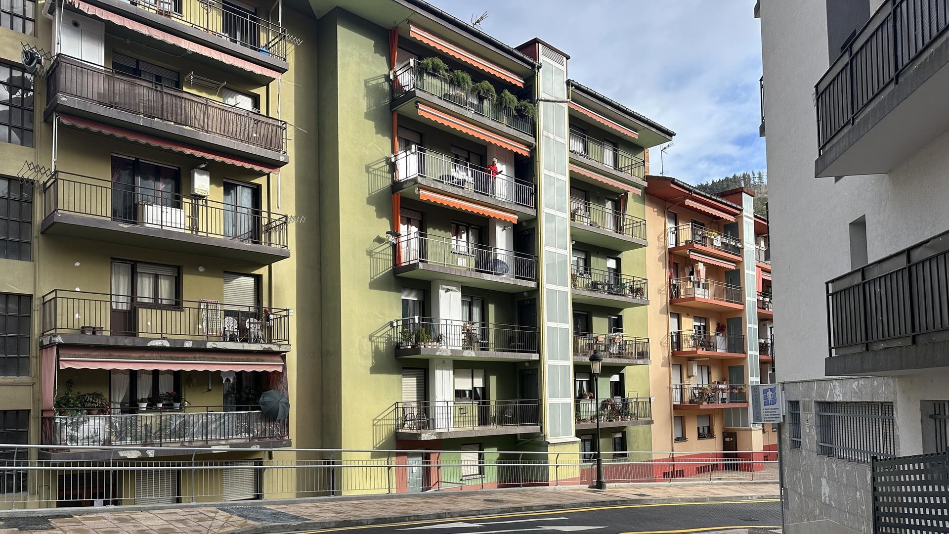 Azaroaren 11ko grebara begira, asanblada egingo dute gaztetxean, martitzenean
