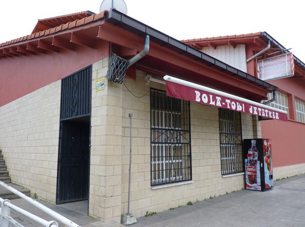 Bolatoki tabernaren ustiapena lehiaketara atera du Udalak