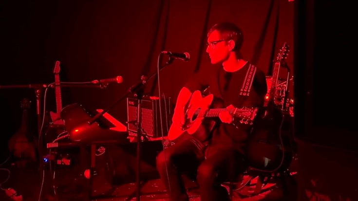 Folk-rock estiloa Antixenara eraman dute Gaizka Insunzak eta Bergarako Harria taldeak